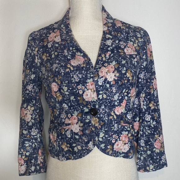 Anthropologie Jackets & Blazers - Daughters Of The Liberation Floral Blazer